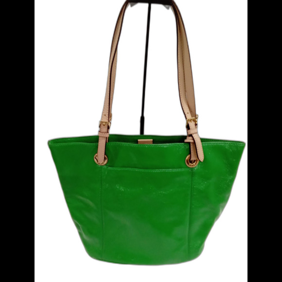 Michael Kors Kelly Green Jet Set Tote Women's Tote Bag Green (authenticated) - Picture 1 of 4